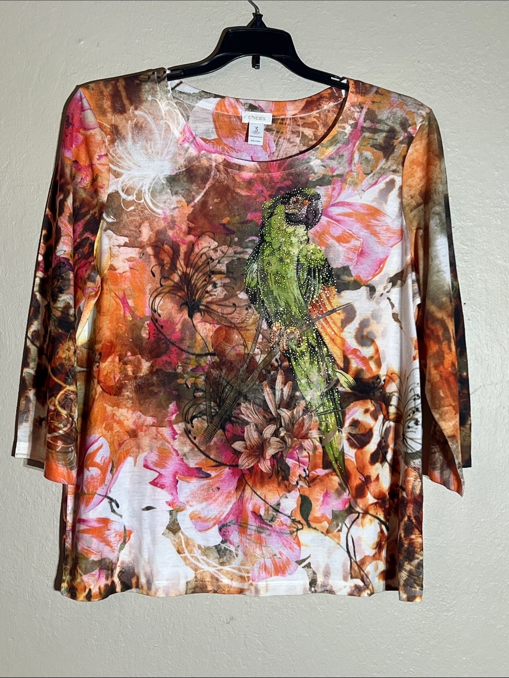 Chico's Multicolor Sparkly Parrot & Floral Scoop-Neck Long Sleeve Top size 3(XL)